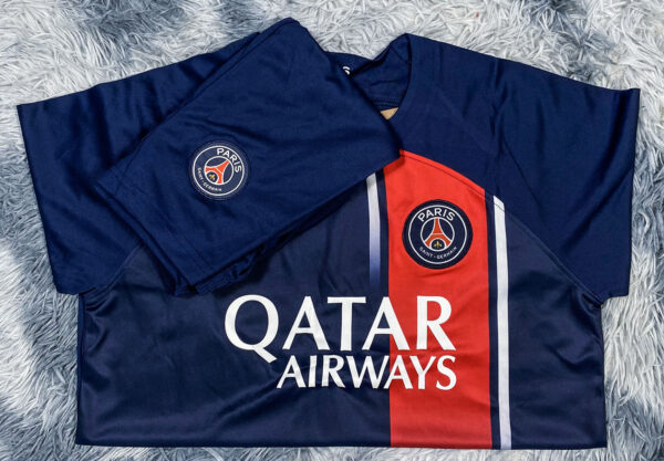 Bộ áo bóng đá PSG – Paris Saint Germain sân nhà chuẩn hàng thailand 2023-2024 Giống thi đấu 99% (thêu)