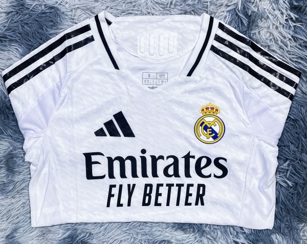 Bộ áo bóng đá Real Madrid sân nhà Supper Bodyfix 2024/25 hàng Thailand chuẩn thi đấu 100%