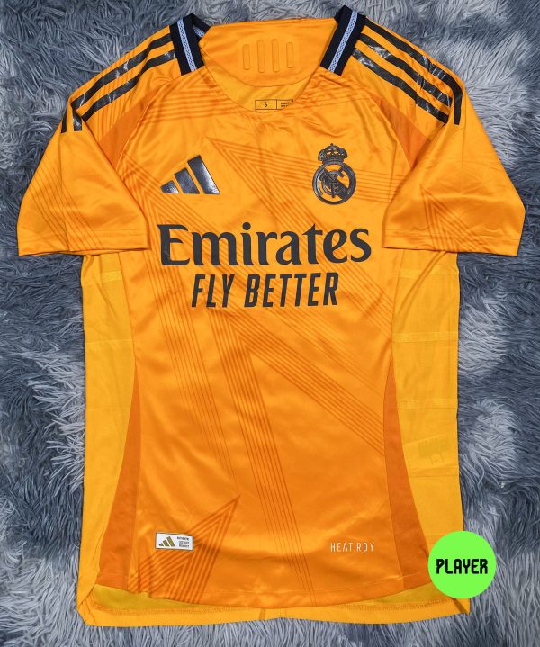 Bộ áo bóng đá Real Madrid sân khách Supper Bodyfix 2024/25 hàng Thailand chuẩn thi đấu 100%